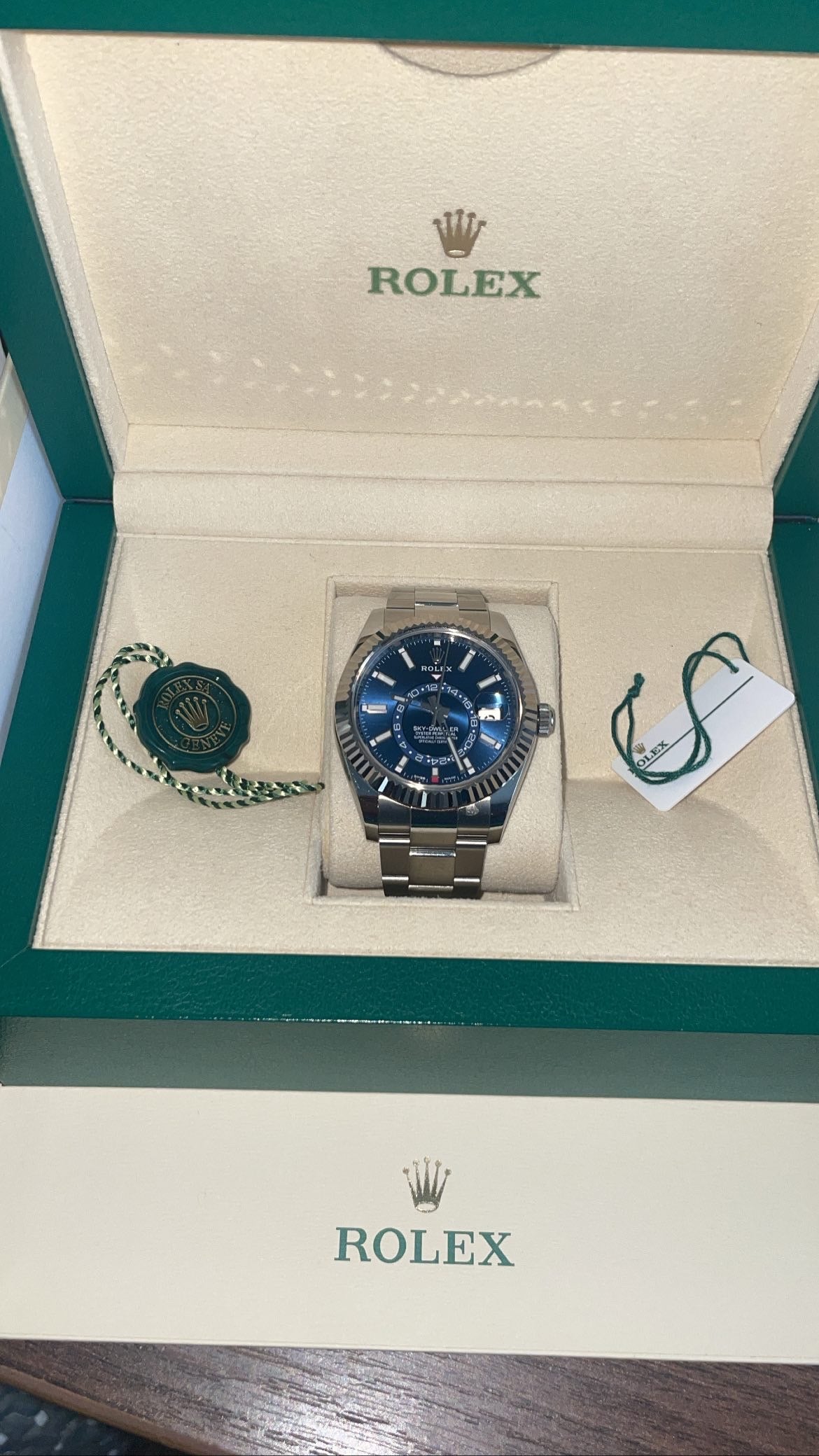 2023 Rolex Sky-Dweller Blue-326934 -Oystersteel & White Gold