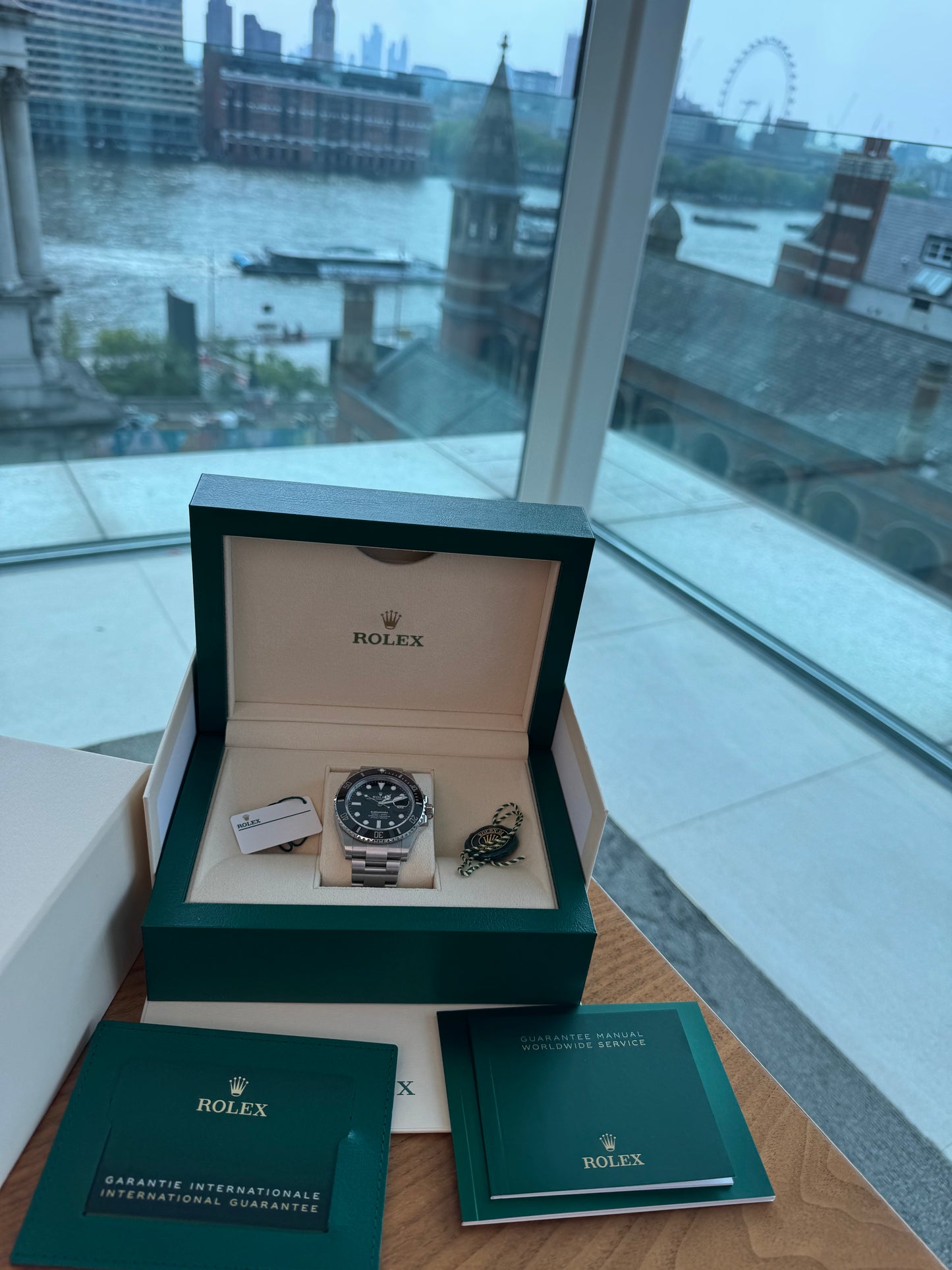 Rolex Submariner Date 2023 - 126610LN Excellent condition